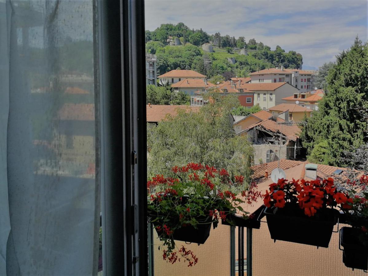 Appartement Rocca View Central Flat à Arona Extérieur photo